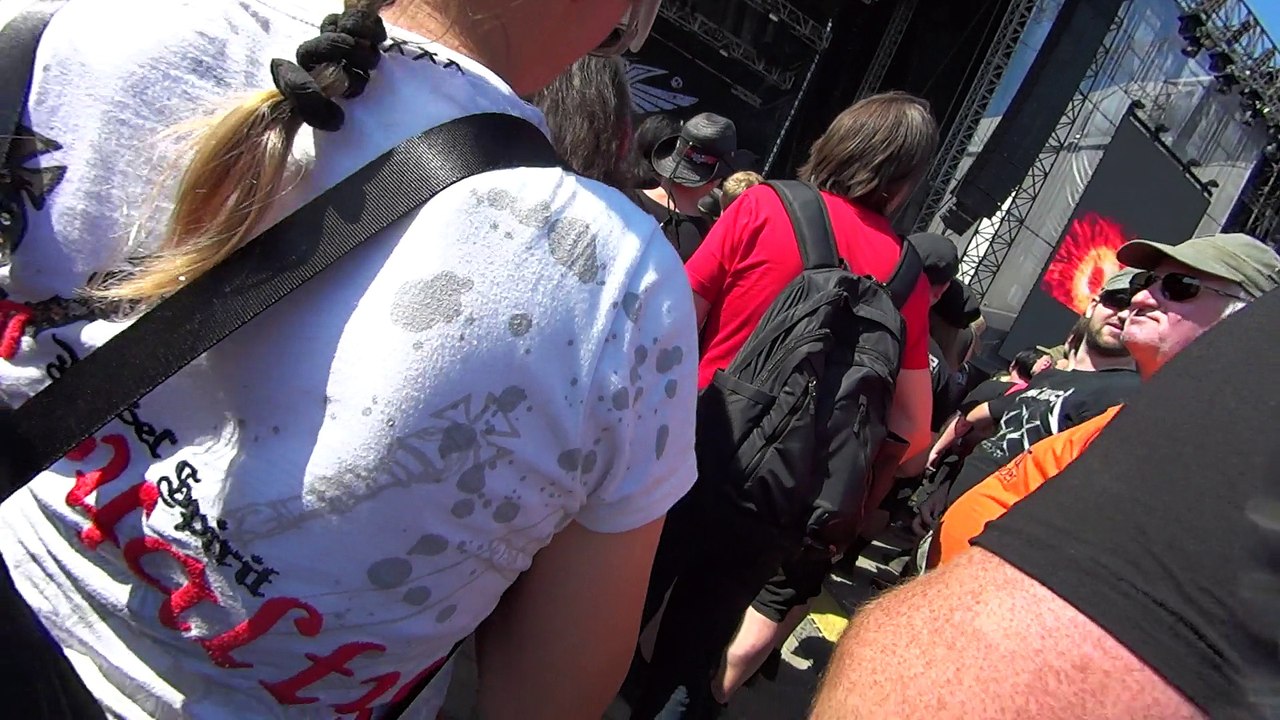 Vielen Dank,Republik Östareich! 06Juni2015 BM at ROCK IN VIENNA(HD) 1of5  BMD & Megitsune