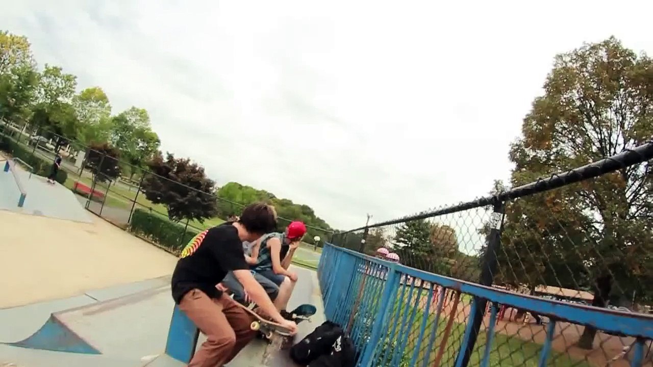 Creative Skateboarding Mini Ramp Combo!