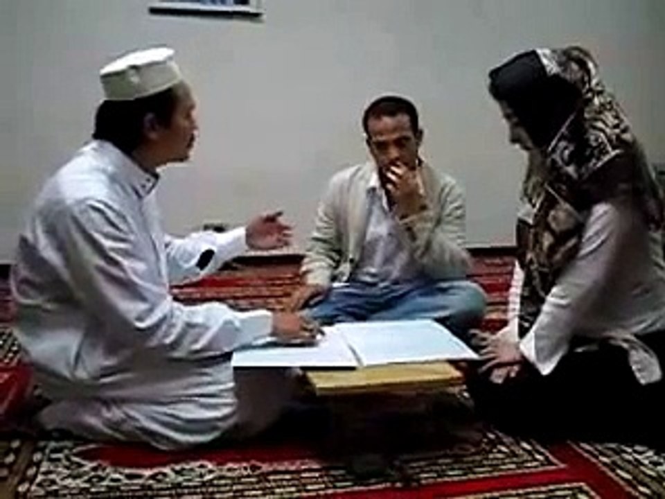 Japanese women Converts to Islam