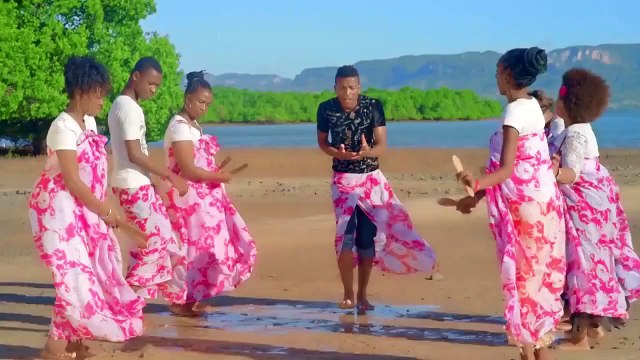 LELAHY THEO - Matokisa valaira (gasy HD 2015 - malagasy)