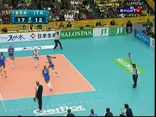 Mundial feminino de vôlei 2010 Brasil vs Itália 2 SET