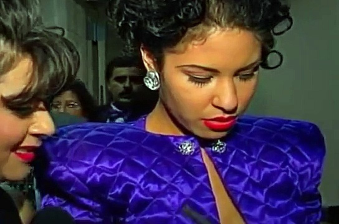 Rare interview  with Selena Q.