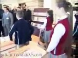 Abdullah Gül'e Kazak - Türk Lisesi'nde hoş sürpriz