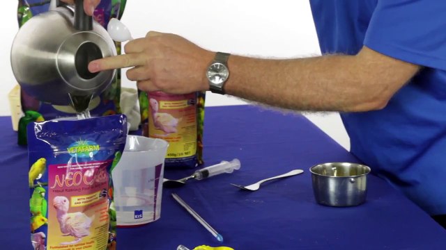 Vetafarm Mixing Hand Rearing Formula