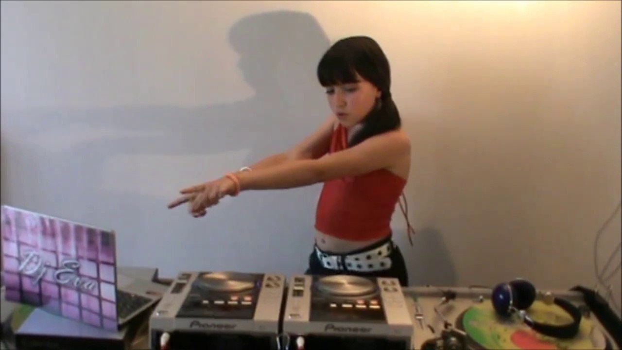 Dj Eva mix Martin Solveig, Bob Sinclar et David Guetta