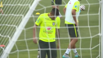 Neymar prend 4 matches ! - Foot - Copa America