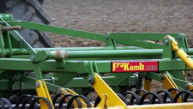 Belarus MTZ 952.3+FraKomb 3000! Magágykészítés 2014!