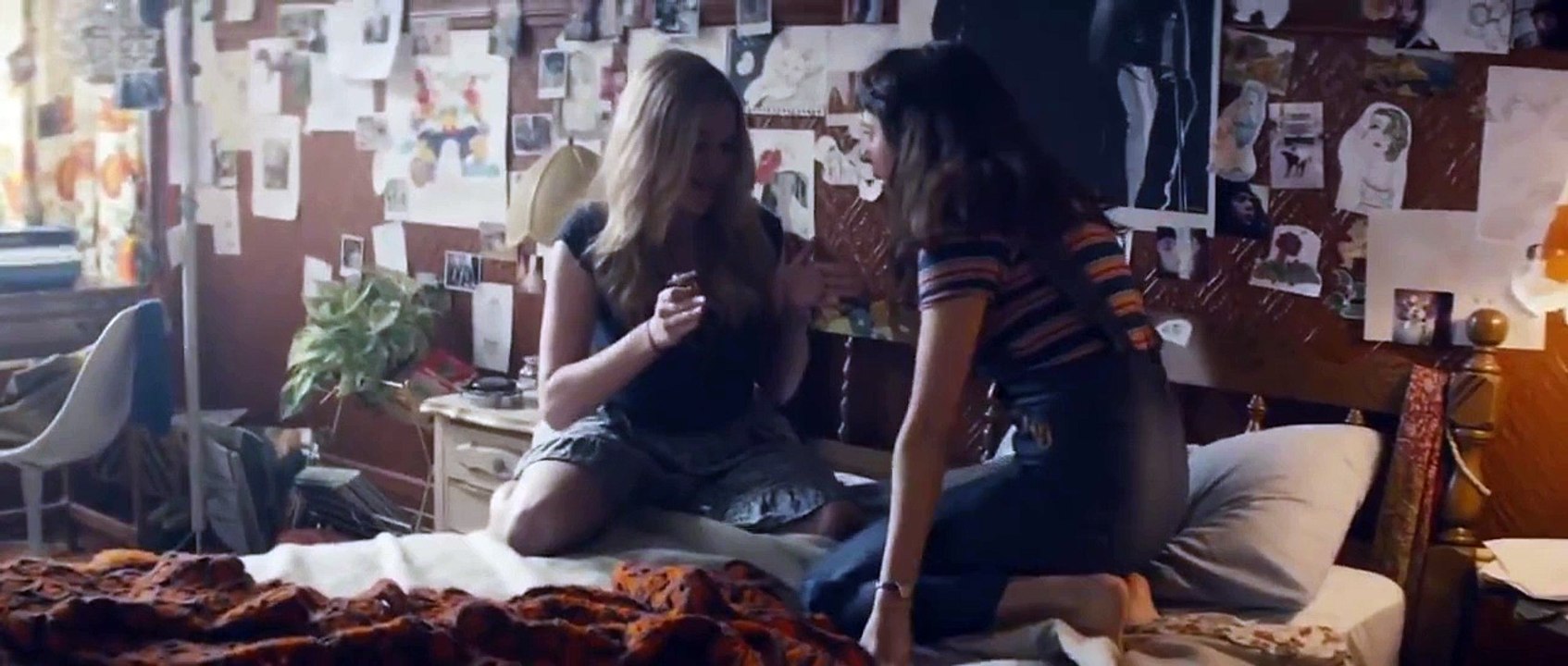 The Diary of a Teenage Girl (2015) Official Trailer #1 HD - Alexander Skarsgård, Kristen Wiig