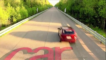 سباق سيارات خطير