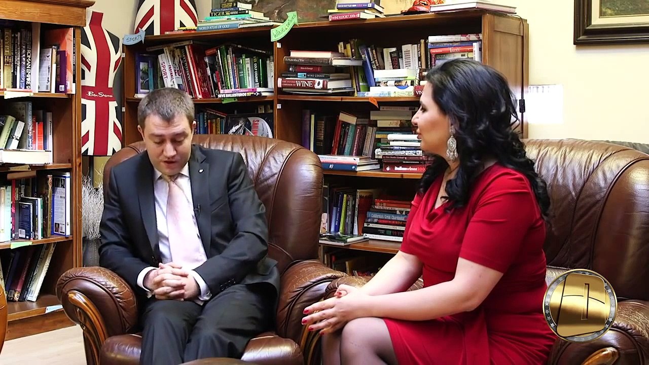 OneCoin Dr Ruja Ignatova Interview with auditor Deyan Dimitrov