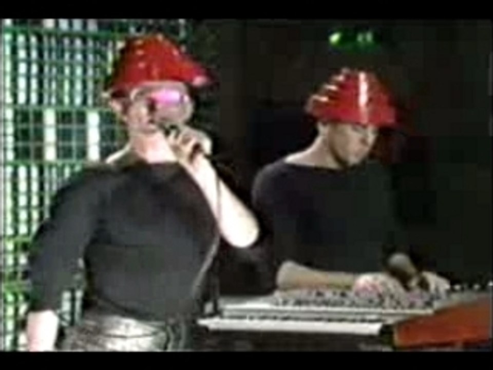 Devo  -Girl U Want Live on Friday