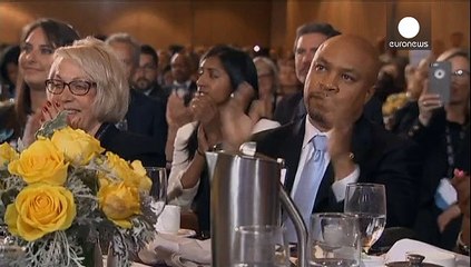 ABD'de kilise saldırısının ardından 'bayrak' tartışması başladı