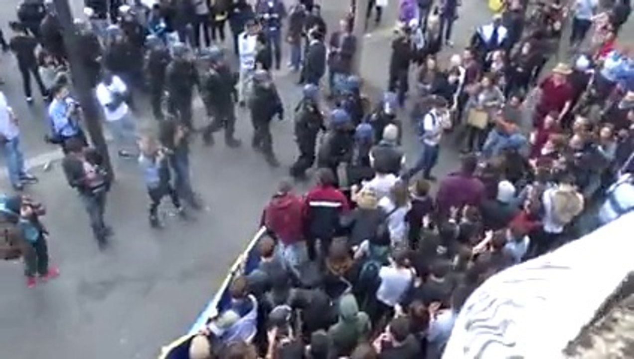 Soutien des migrants de la chapelle... - Imani Afrikamite