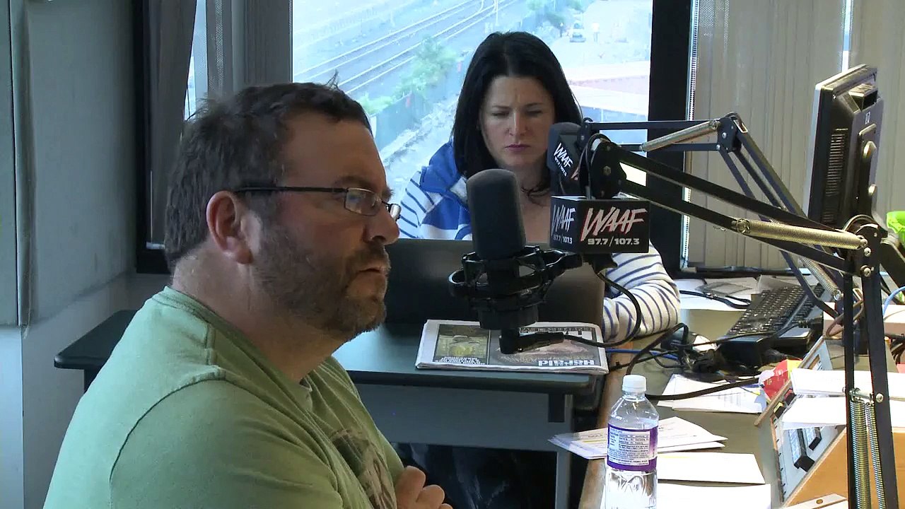 Psychic Medium Matt Fraser Shocks Skeptics with Readings