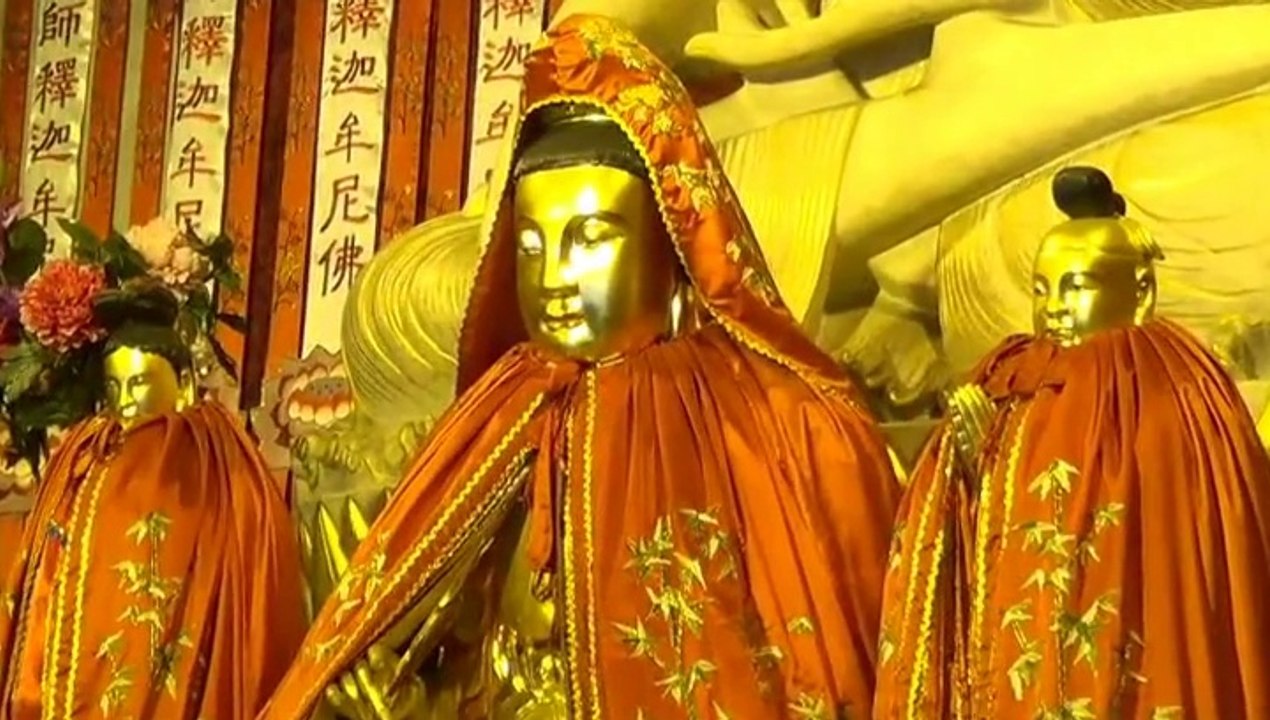 CHINA Part 3 of 11, Shanghai 3 of 3 Huai Hai Rd -French, Jingan Temple, Shanghai Museum, Peace Hotel-Jazz Band 7 Jun 2015