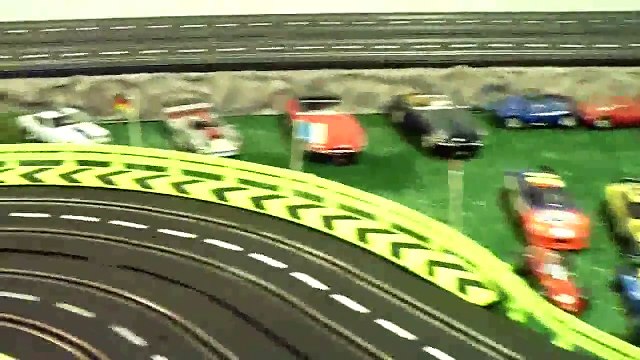 1/32 - 39' Artin slot car track / Scalextric 30,000 rpm race motor