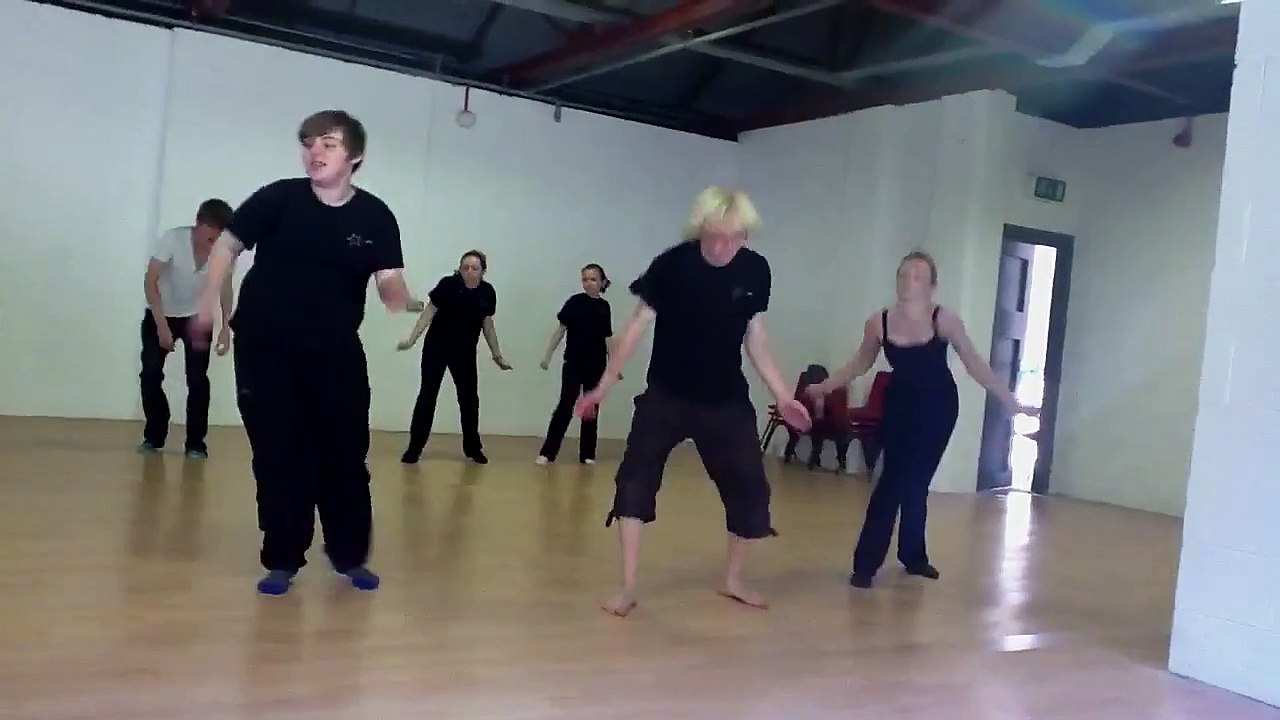 THEATREWORKS Aladdin dance routine