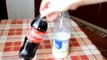 Regardez ce qui se passe quand vous mélangez le lait avec Coca Cola