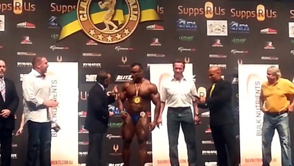 Mr-Pakistan Aatif Anwer wins  Australia 2015 Classic Arnold
