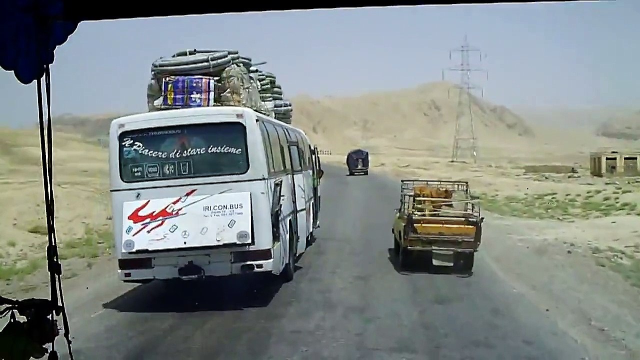 Bus 303 to Masar-e Scharif