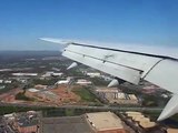 United Airlines 757-200 landing in Dulles.