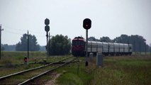 Тепловоз ТЭП60-0926 в ст. Винчай / TEP60-0926 passing Vinčai station with empty tourist train