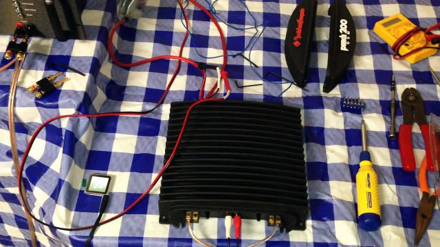 SMD Amp Dyno vs 1993 Rockford Fosgate Punch 200 DSM WOW!!