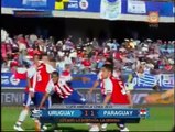 Uruguay empató 1-1 con Paraguay y avanza a cuartos de final de la Copa América 2015