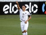 Ricardo Oliveira marca, Santos vence o Corinthians e deixa o Z4