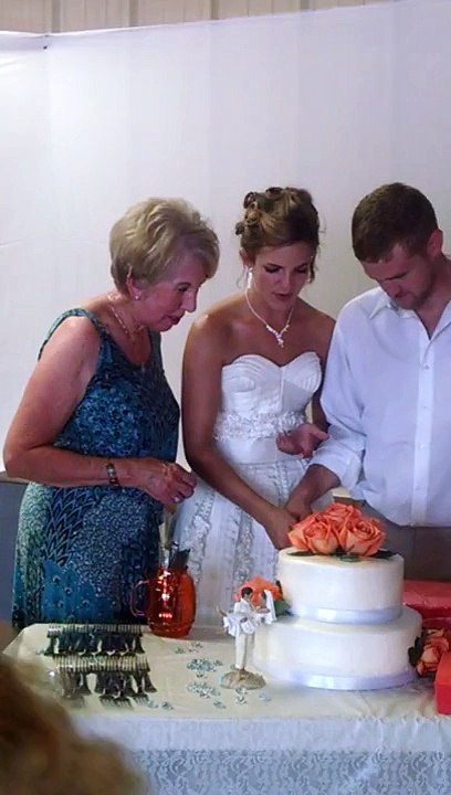 A little cake in the face