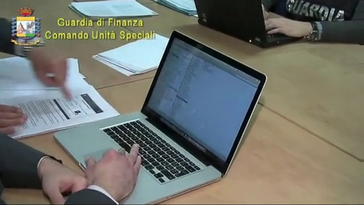 Roma - vendita online di falsi prodotti, oscurati 410 siti internet