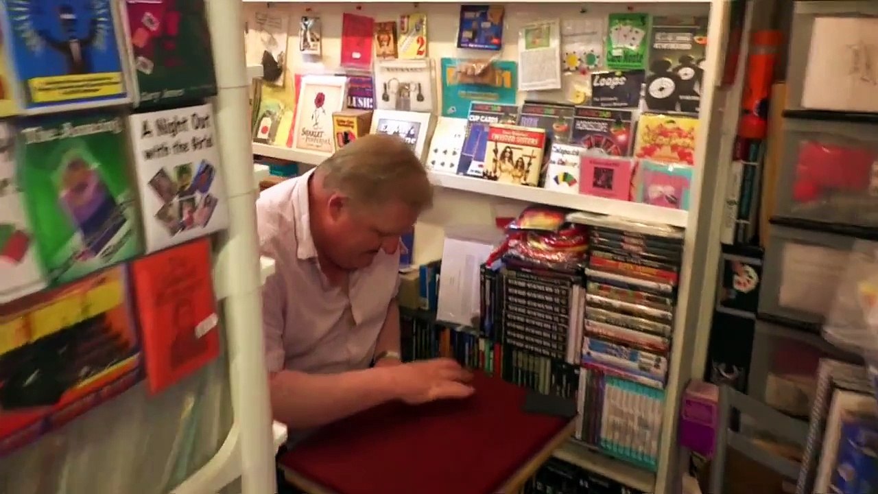 Mal Norton Magic Tricks of the week for 22nd Ju...
