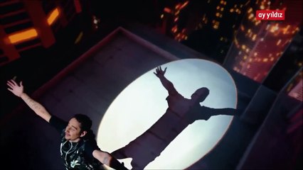 AY YILDIZ "Sen de bizdensin" Musikvideo: Eko Fresh, Özlem Özdil, Elif Batman, Mehtab Guitar
