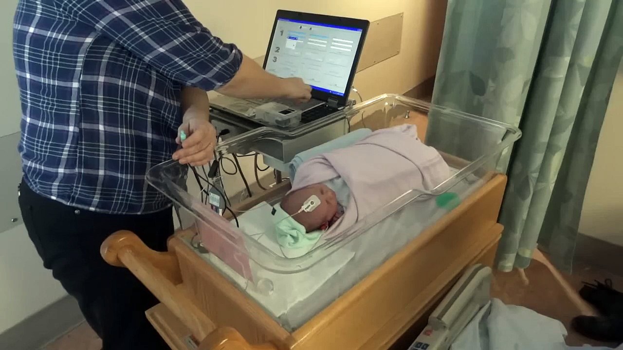 How They Do Newborn Baby Hearing Test