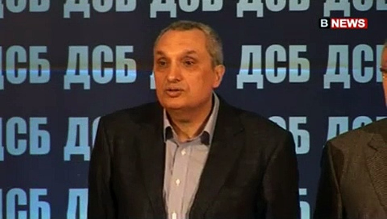 The Past Bulgarian PM Ivan Kostov (1997-2001)  criticises the Current One  Boiko Borisov (2009-)