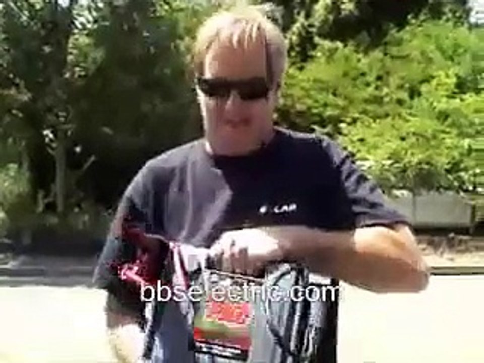 Jumpstarting a Dead Battery with Booster Pac