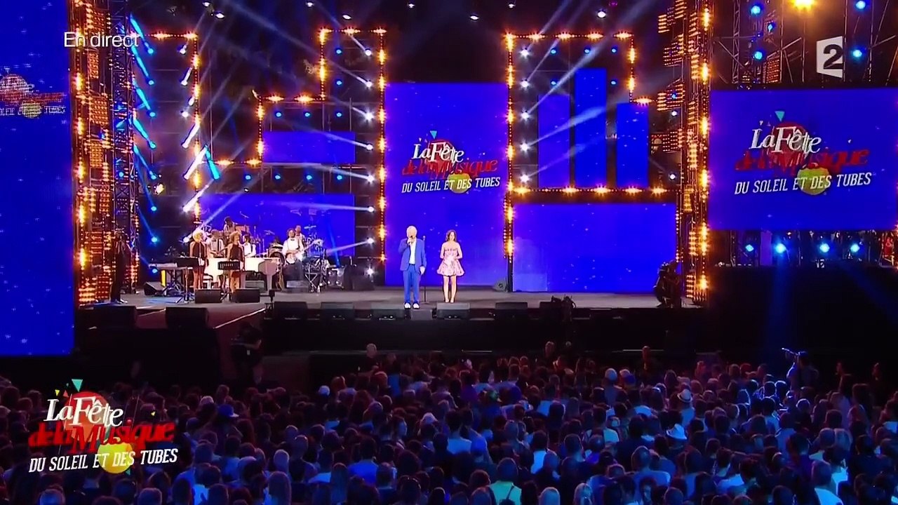 Fête de la musique : Christian Estrosi hué sur scène en direct