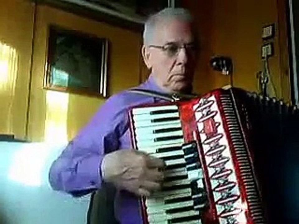 SOUS LE CIEL DE PARIS EDITH PIAF - YVES MONTAND - JULIETTE GRECO