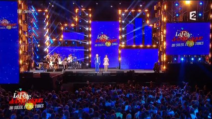 Christian Estrosi hué lors de "La Fête de la musique" de France 2