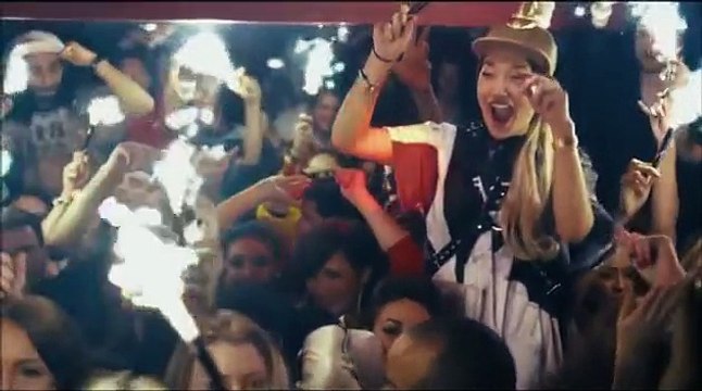 Will.i.am feat. Miley Cyrus - Fall Down Music Video