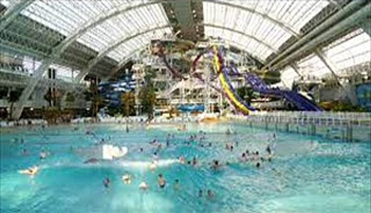Watch Xtreme Waterparks s4e1 Building the World's Longest Online