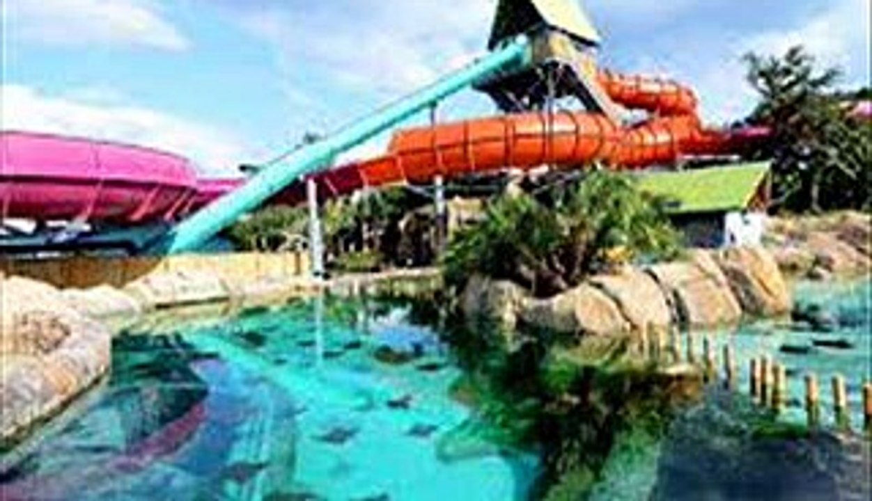 Watch Xtreme Waterparks Season 4 Episode 1 s4e1 Building the World's Longest (Season Premiere)