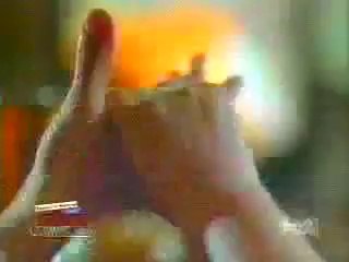 Publicité marrante avec la nourriture érotique