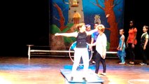 Spectacle Evan 2015 Galipette dans cerceau