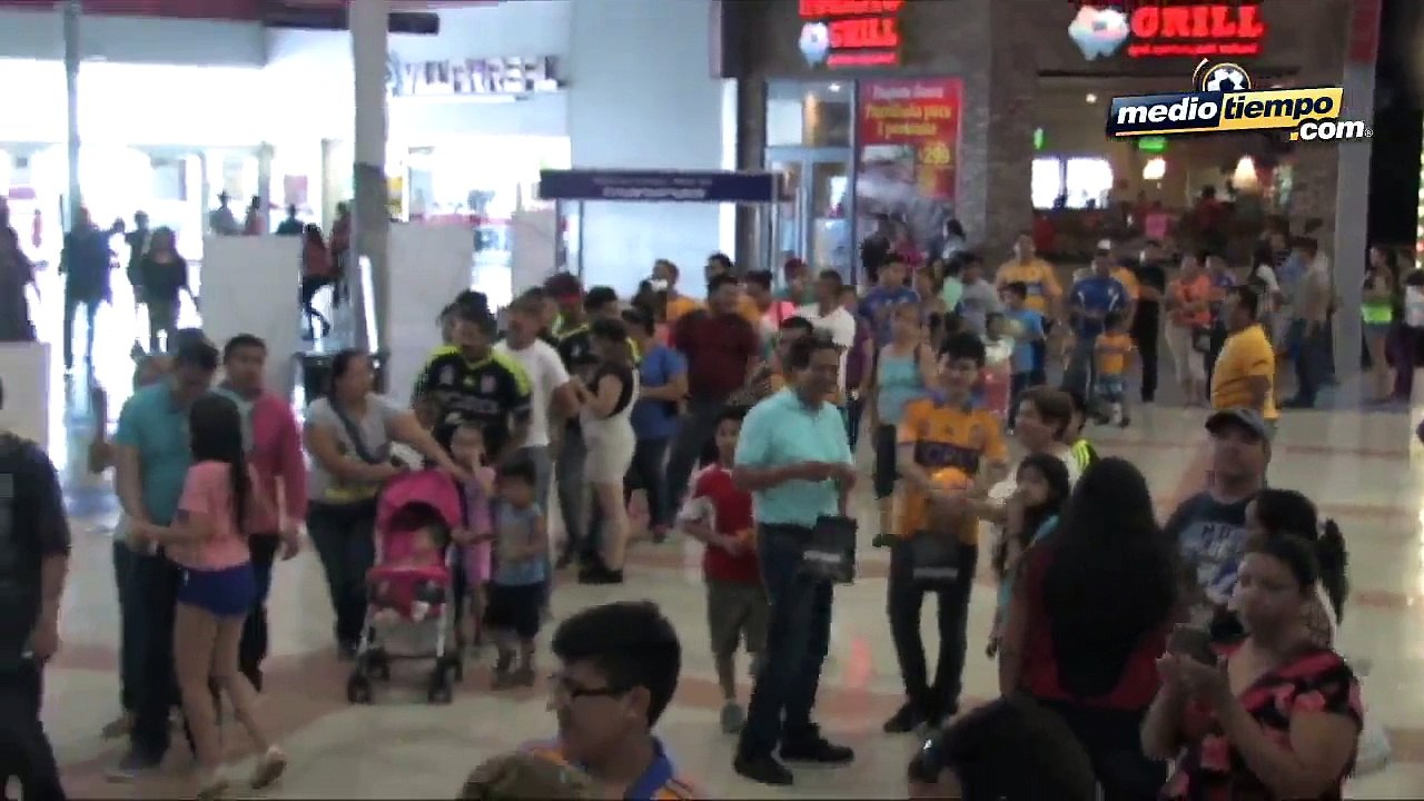 Damm se dejó querer hasta por Rayados