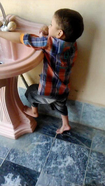 VID_20150605_123028.mp4