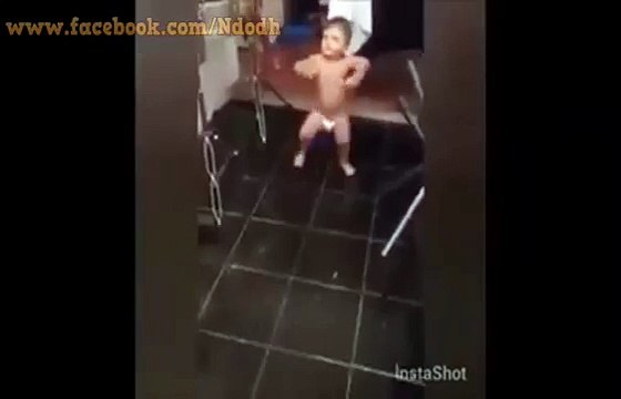 Shake Shake Nice baby dancing
