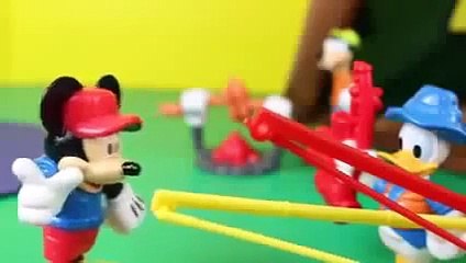 Mickey Mouse Clubhouse Campfire and Fishing with Mickey Minnie Donald Duck and Goofy ToysR