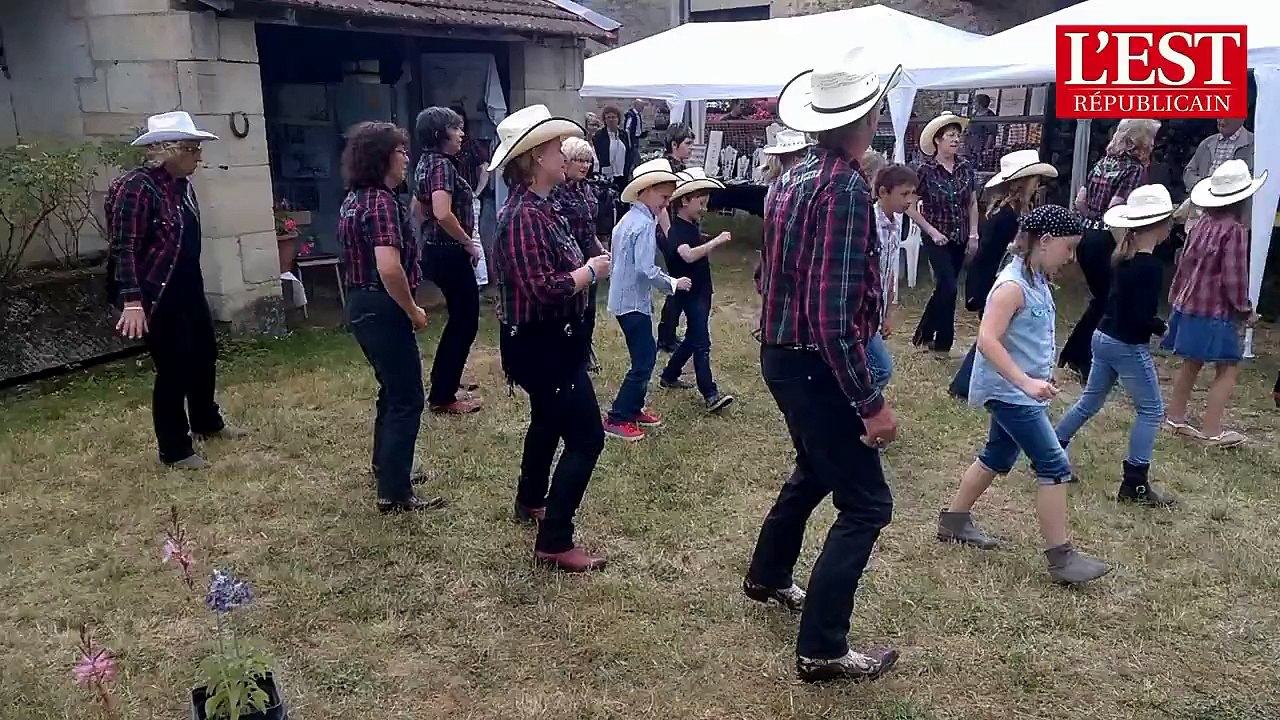 L’Alavh Country Dancers de Bar-le-Duc a égayé la fête des peintres à Combles-en-Barrois