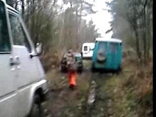 Squate dans les bois de la bazoge 044